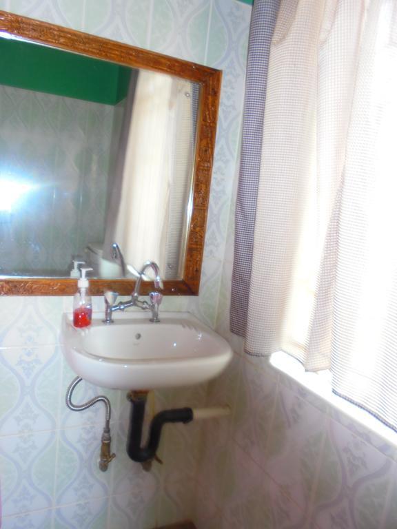 White Rose Lodge Ливингстон Номер фото
