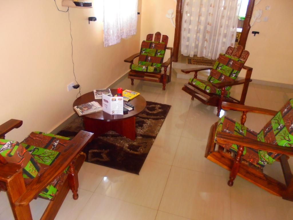 White Rose Lodge Ливингстон Экстерьер фото