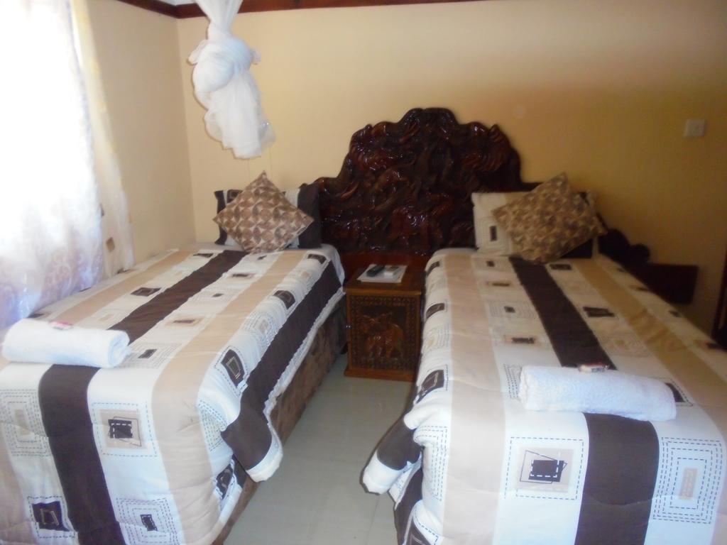 White Rose Lodge Ливингстон Экстерьер фото
