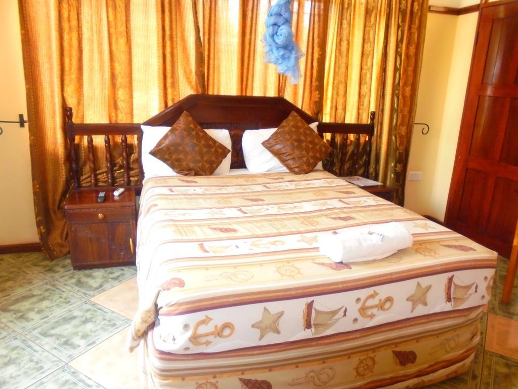 White Rose Lodge Ливингстон Номер фото